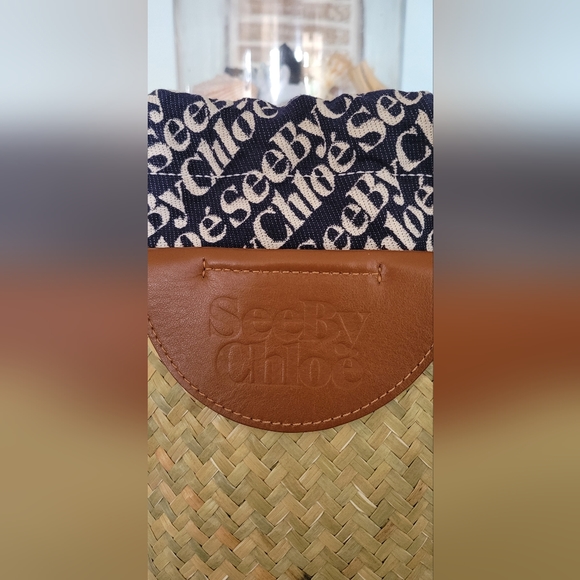 Authenticated NWT Chloe straw bucket bag - Picture 2 of 10